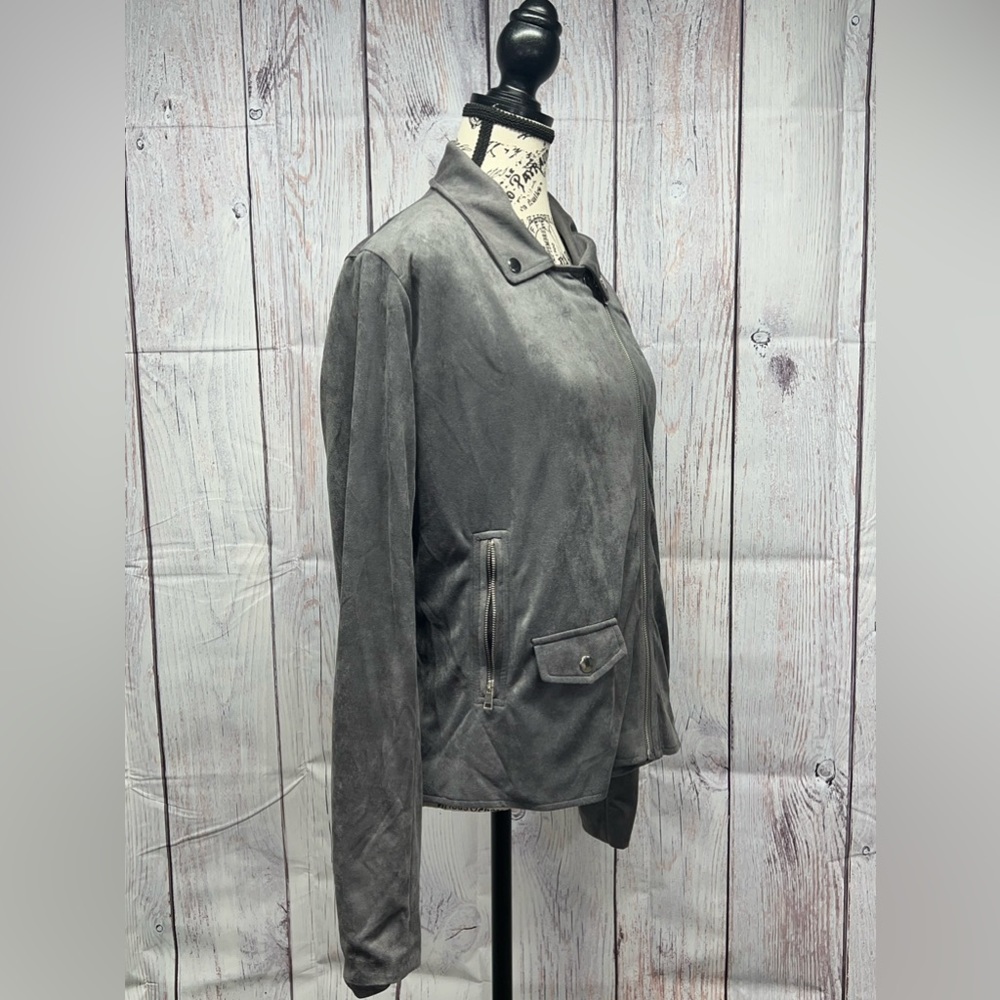 Hem & Thread Suede Moto Jacket - Picture 4 of 8